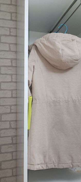 Продам куртку(Аляску) на девочку