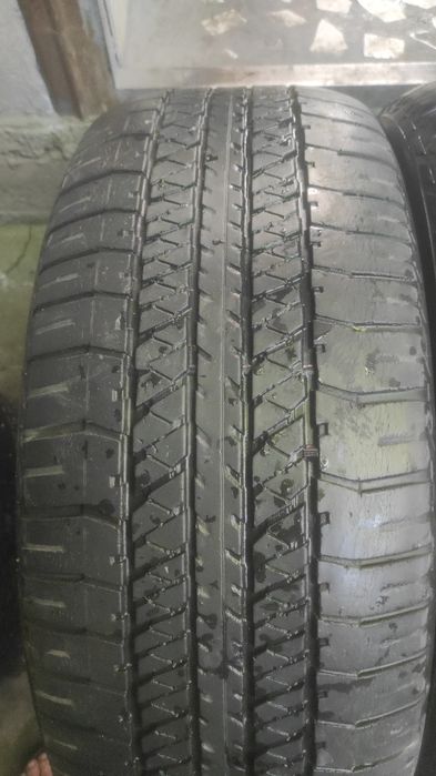 275/50R22 Bridgestone