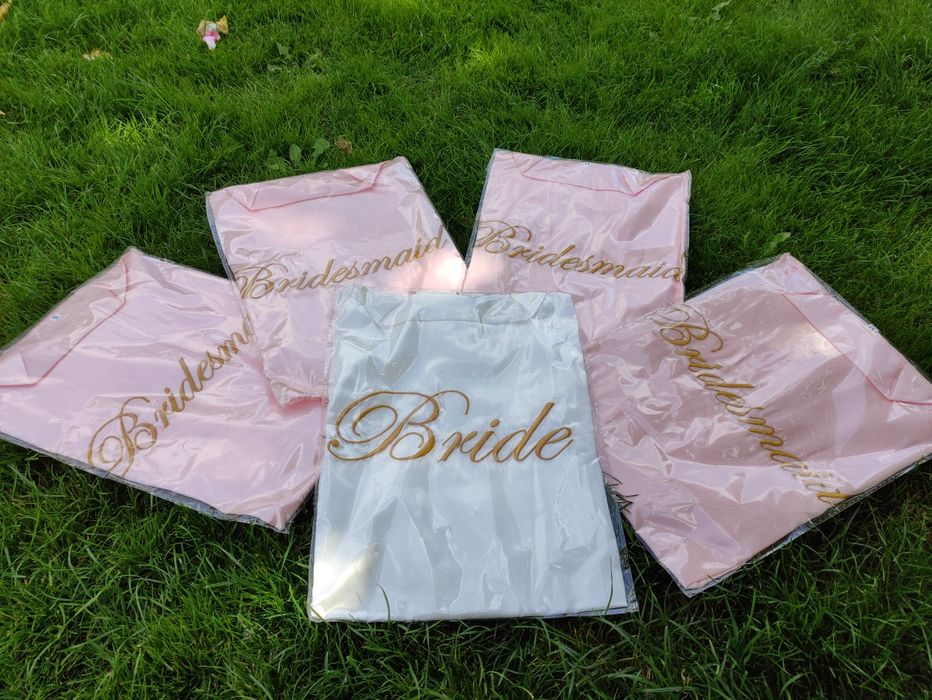 Халати за шаферки и отбор на булката