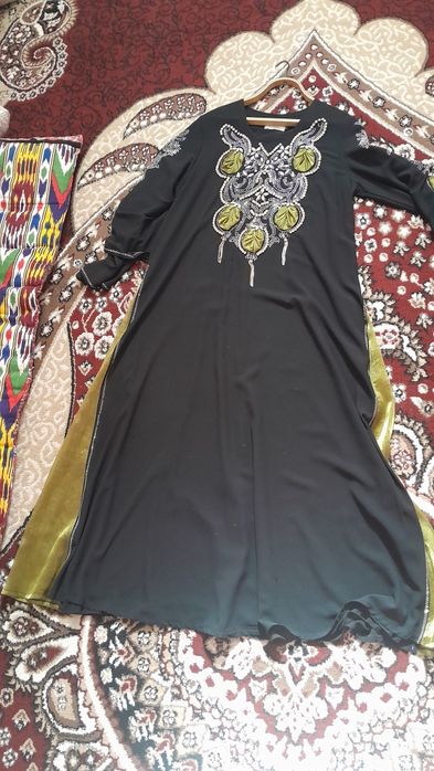 Vecherniy koylak holati yangi bir marta kiylgan