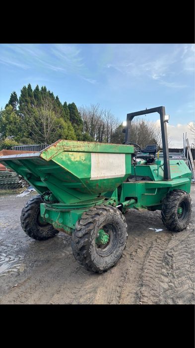 Vand dumper cu bena rotativa