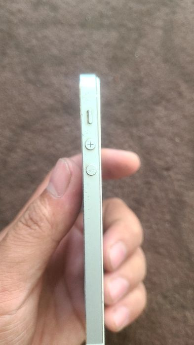 Iphone 5s sotiladi