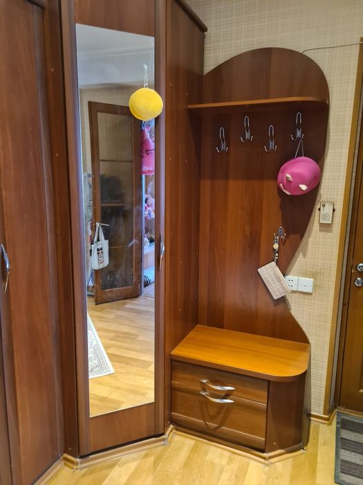 Прихожая угловая