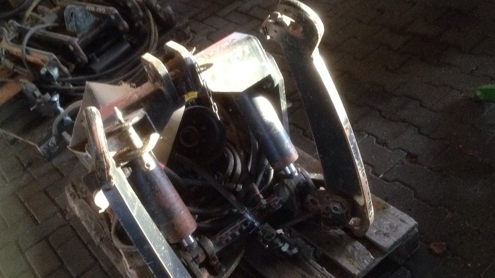 Tiranti Frontali New Holland