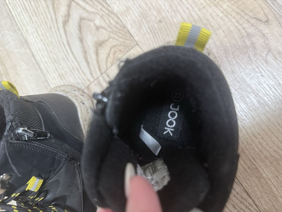 Продам детскую обувь. Р 27