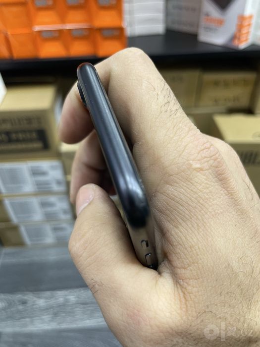 Iphone 7 в очень хорошем состояний