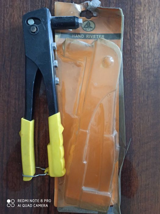 Нова нитачка клещи