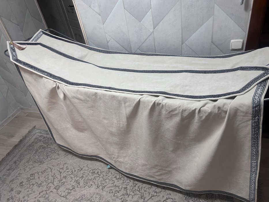 Продается скатерть качественная