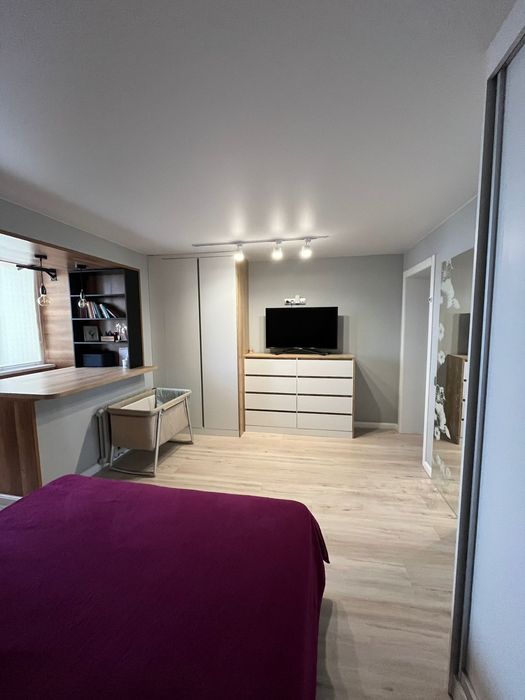 Продам 5 комнатную квартиру