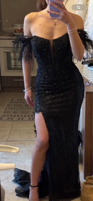 Бална луксозна рокля.