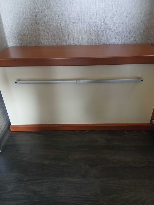 Шкафчета 3 бройки