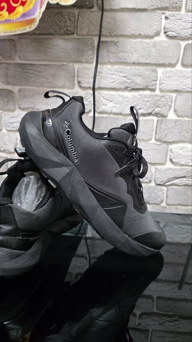 Оригинальные кроссы Columbia