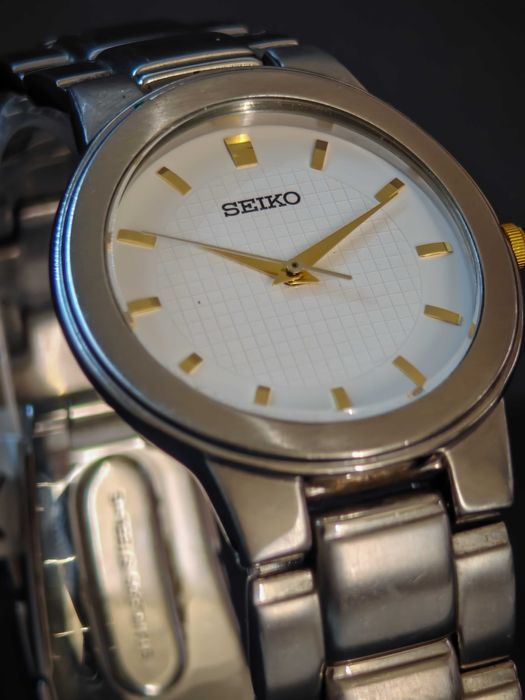 Продавам часовник SEIKO