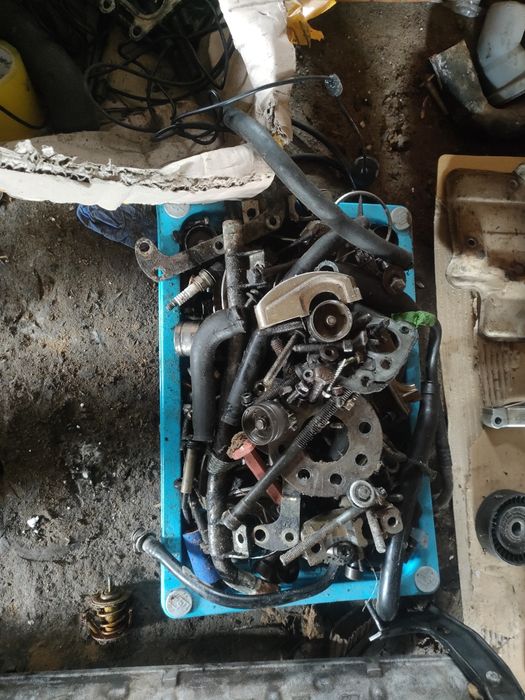 Мерседес М 104 в разборе