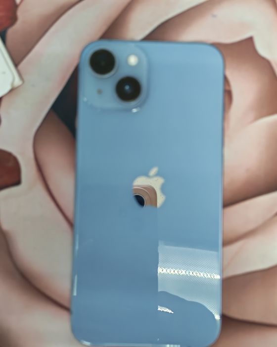 Продам IPhone 14