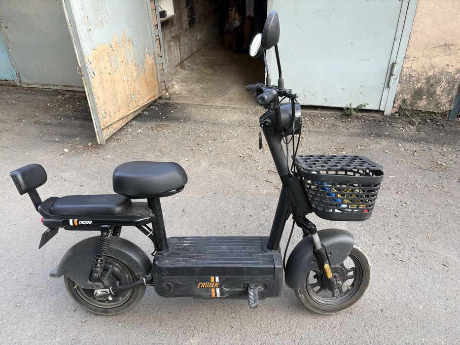 Продам электроскутер Cruzer tata