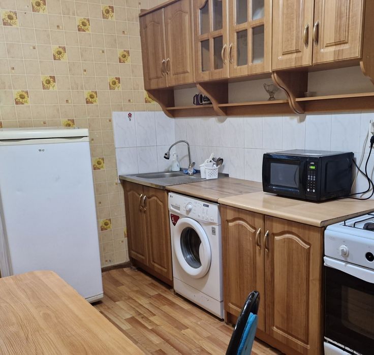 1 ком уютую чистую теплую в 4 мкр