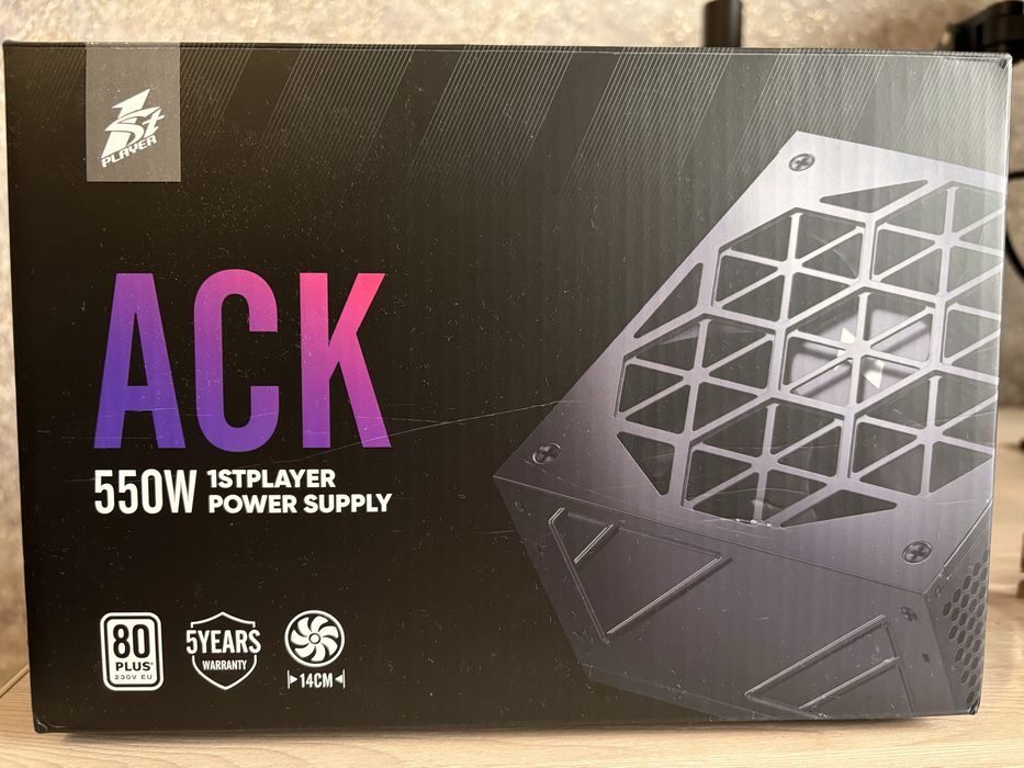 Продам блок питания 550W