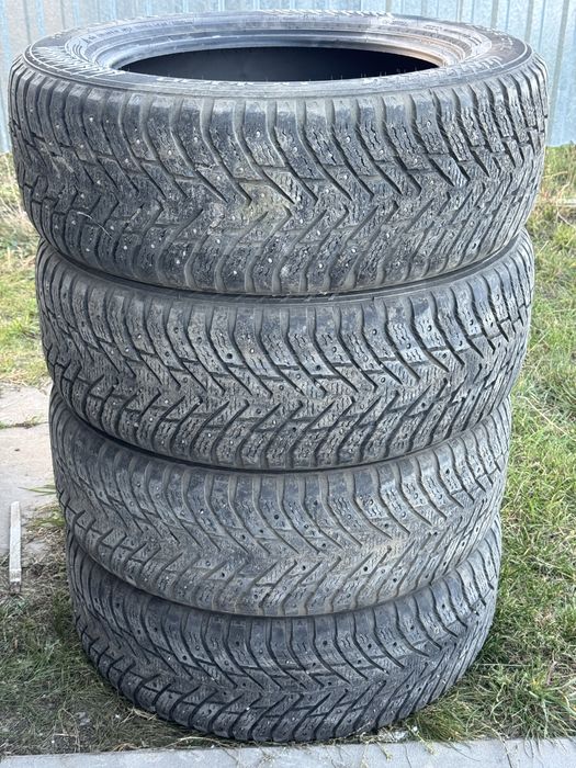 235/60R18 Nokian hakkapelita8 SUV