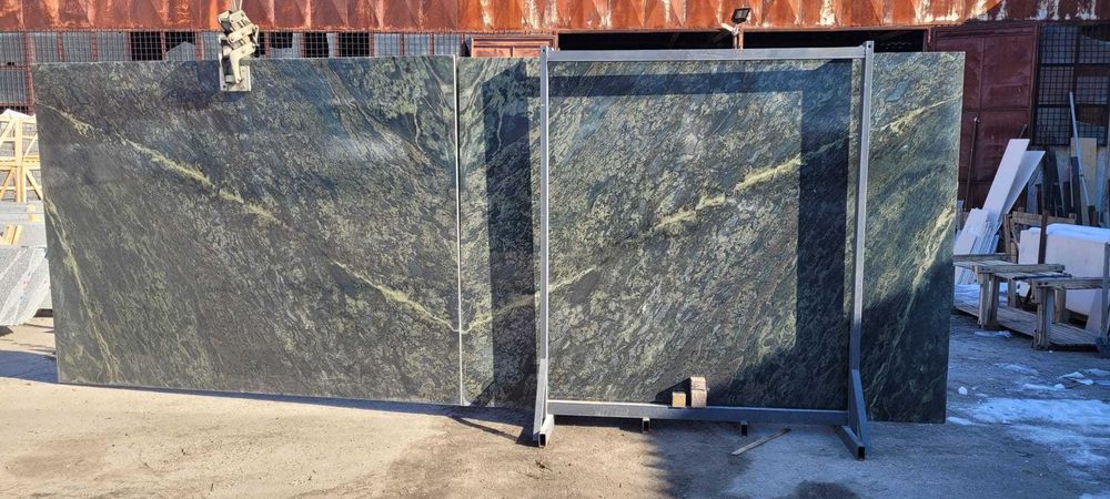 Lastre de marmura verde