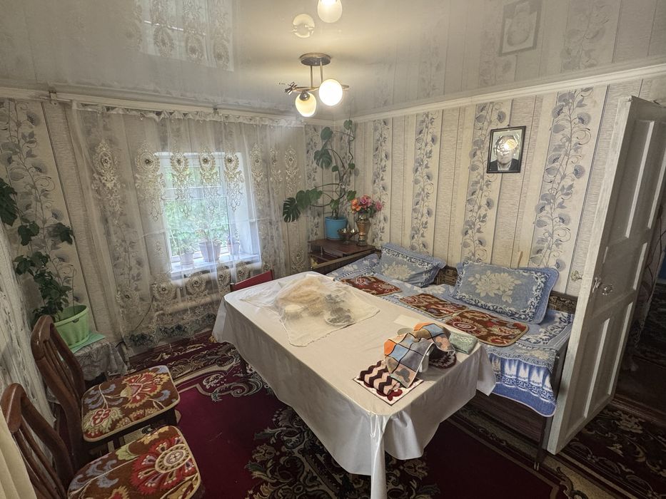 Срочно продам дом в центре села Узынагаш