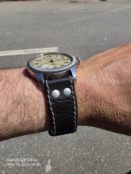 Hamilton Khaki Field 42 mm automatic ieșit din producție 
Pioneer Automatique 42mm