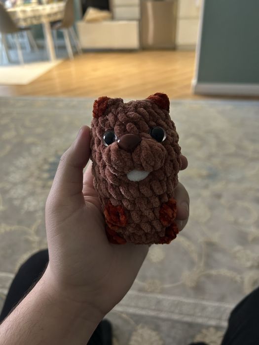 Продаются игрушки разных размеров