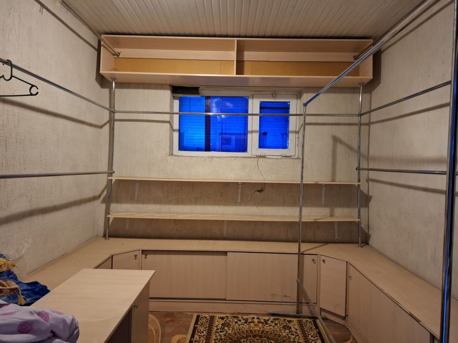 Мебель для магазина