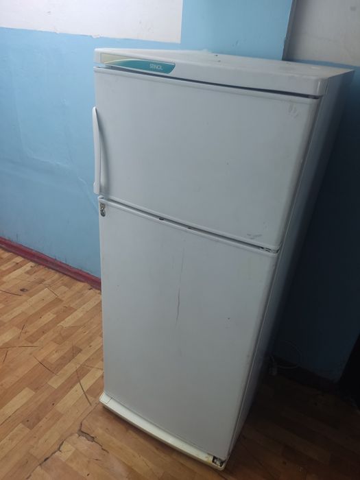 Продается холодильник