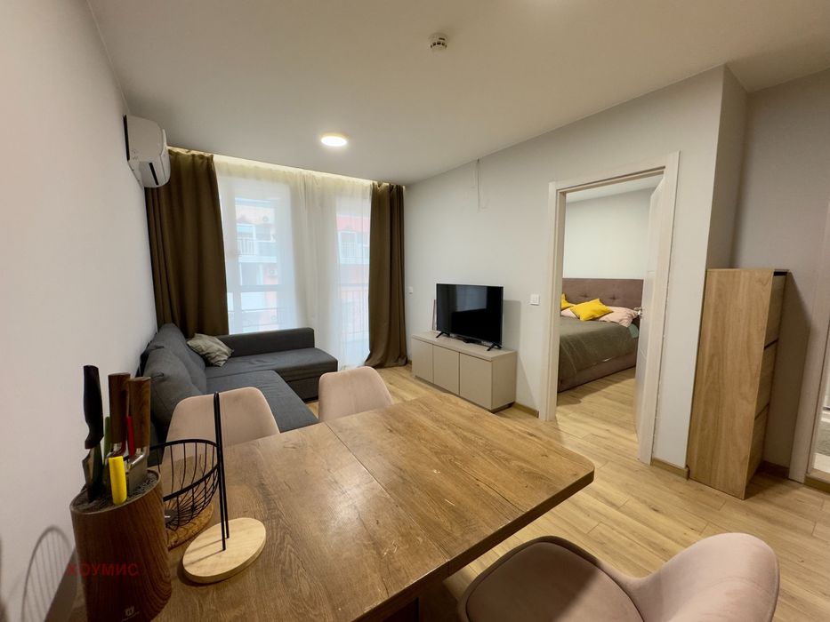 Продава се Двустаен апартамент в к.к. Слънчев бряг - 44 кв.м за 2500 €/кв.м - Снимка #2
