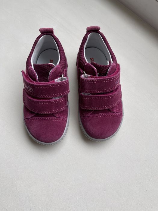 Продам новые ботинки Superfit