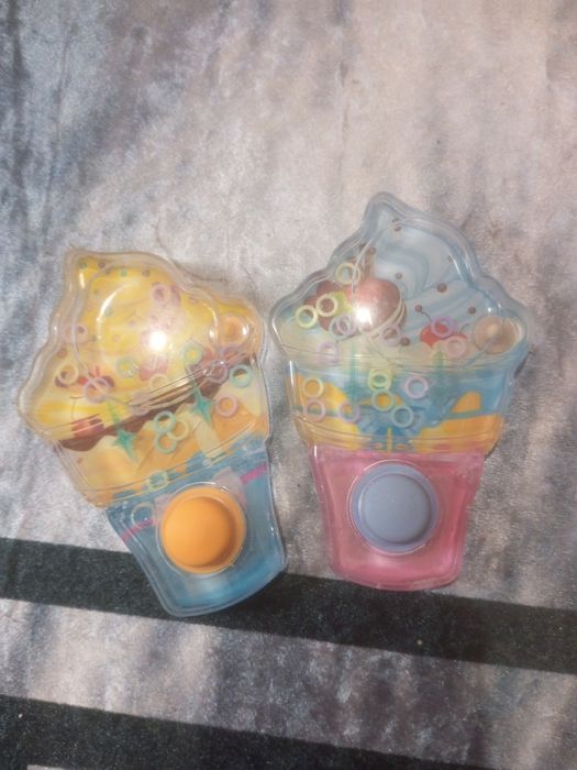 Каждая картинка от 500 до 2000 тенге