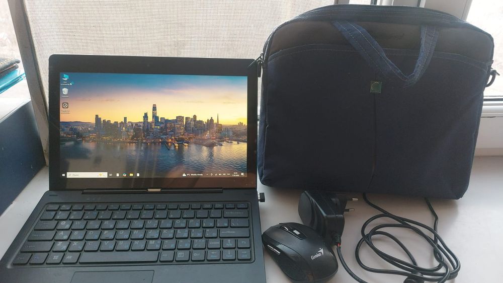 Ноутбук сатылады продается ноутбук