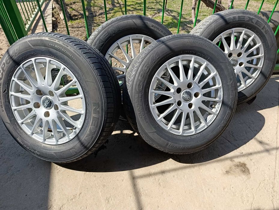 Продам комплект  состояние хорошеее