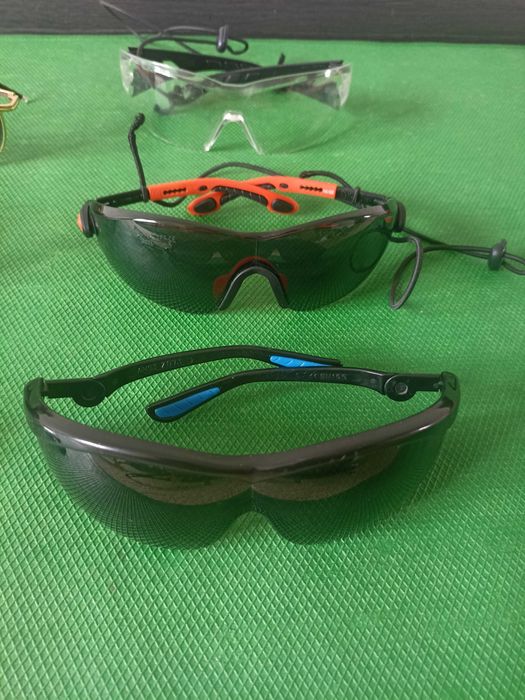 Спец очки солнцезащитные