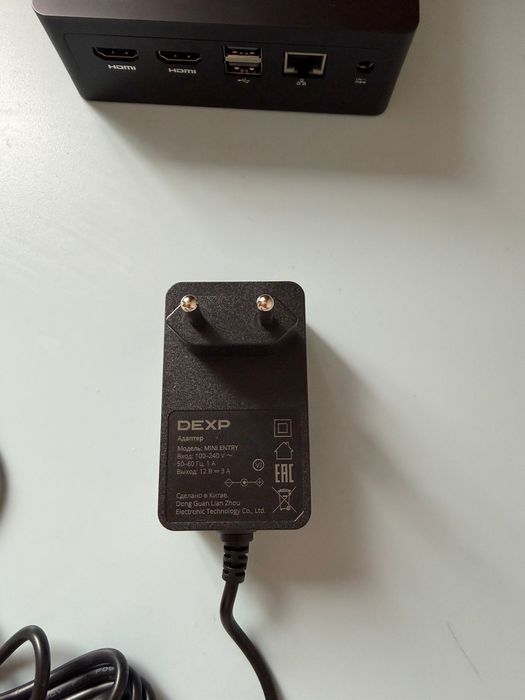 Мини ПК  dexp mini entry