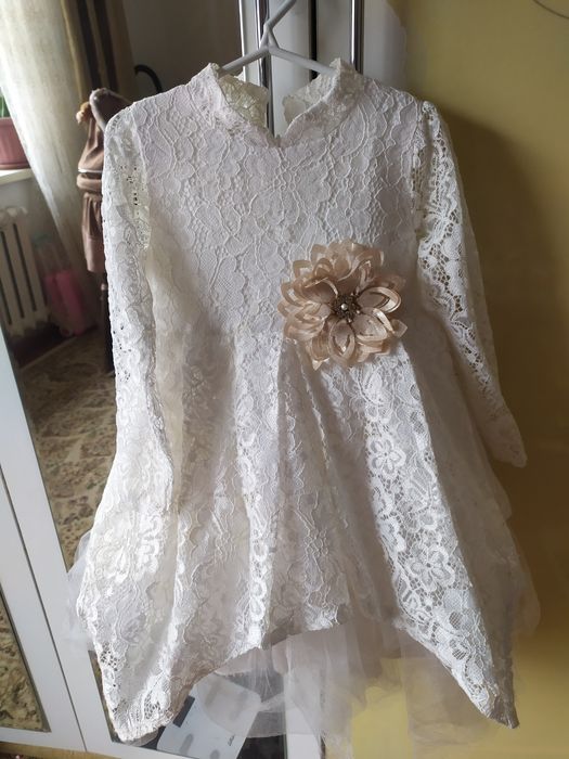 Продам платье детский!