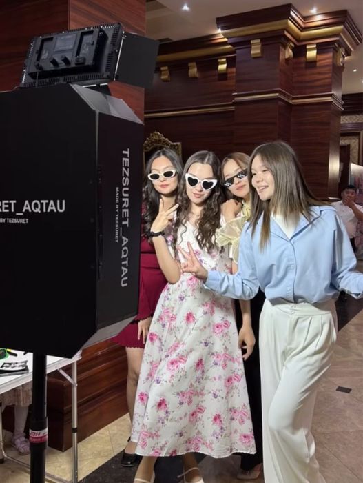 Фотобудка фотобокс