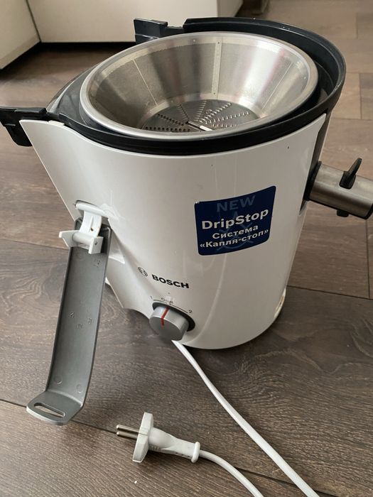 Vănd robot bucatarie Vita Juice2 BOSCH