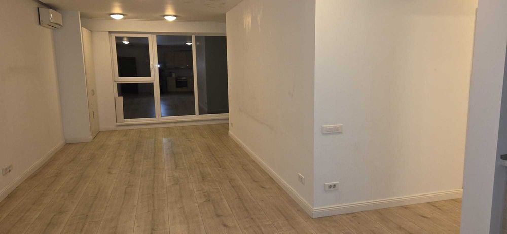 Închiriere 3 camere Sisesti - Zona Rezidențială