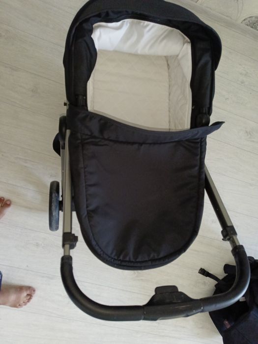 Детская коляска зимни и летни