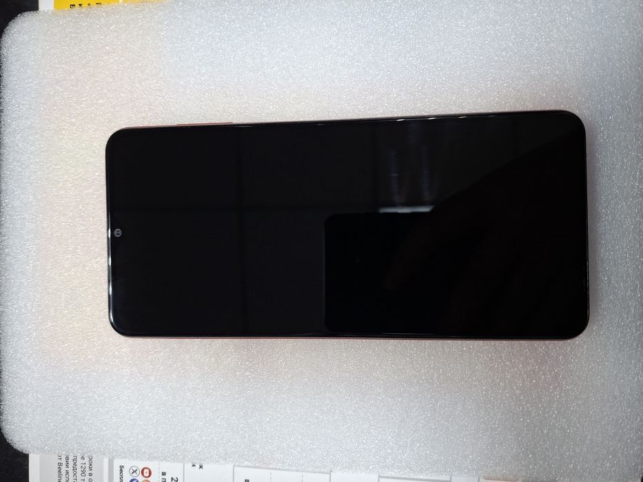 Продам смартфон Samsung A12