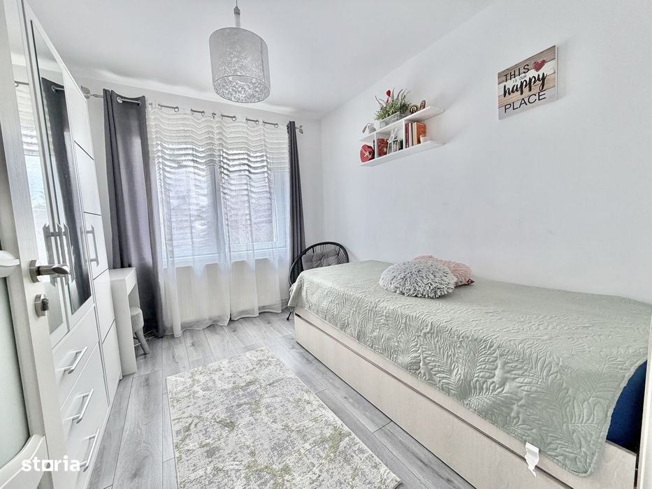 Vand 3 cam Tudor Diamant etaj 2