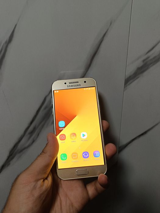 Samsung A3 2017 ideal