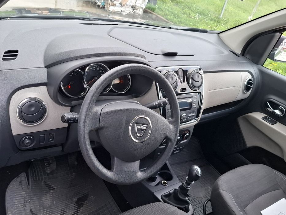 Dacia Lodgy an 2013 1.5 diesel 7 locuri Germania euro 5