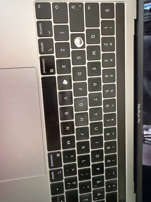 MacBook Pro 13” 2019 | i5 | 8GB RAM | 128GB SSD | Stare buna