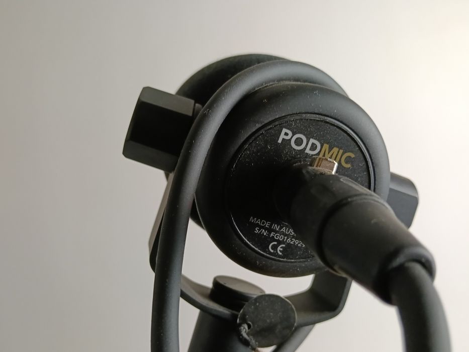 Rodecaster pro 2 podmic streaming podcast kit