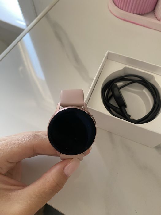 Продам samsung watch