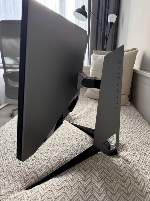 Gaming monitor ALIENWARE 25" 240hz