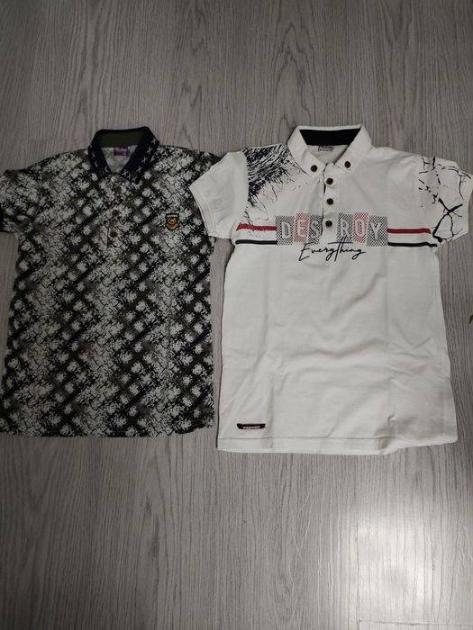 Продам детские футболки.